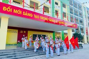 SINH HOẠT DƯỚI CỜ – TUẦN 12