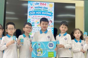 NGÀY ĐẦU TIÊN TRIỂN KHAI CHƯƠNG TRÌNH SỮA HỌC ĐƯỜNG